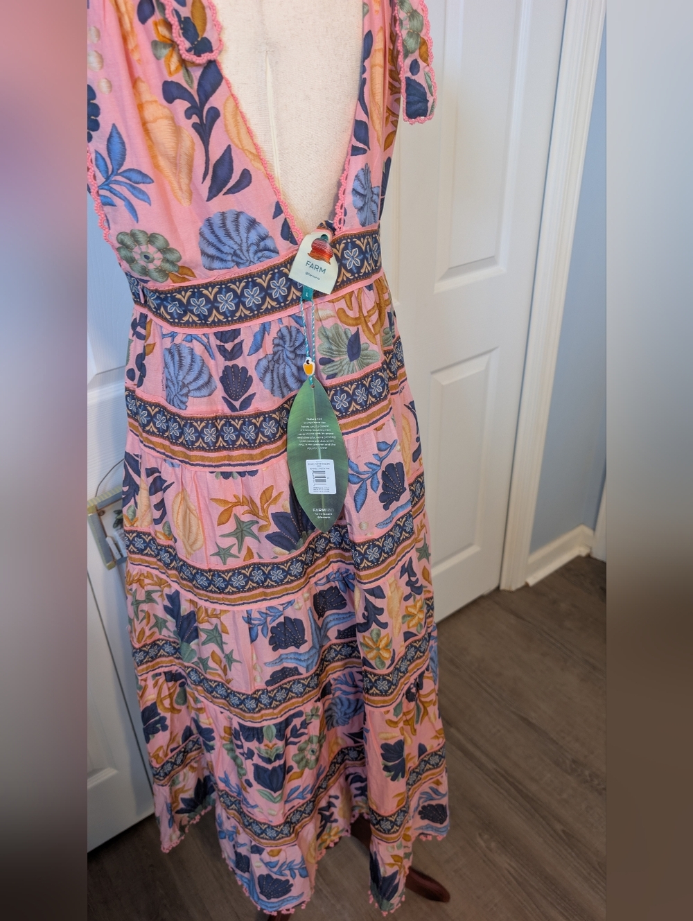 NWT FARM Rio Pink Floral/ Nautical V-Neck Tiered Maxi Dress Size Lrg - Picture 4 of 11